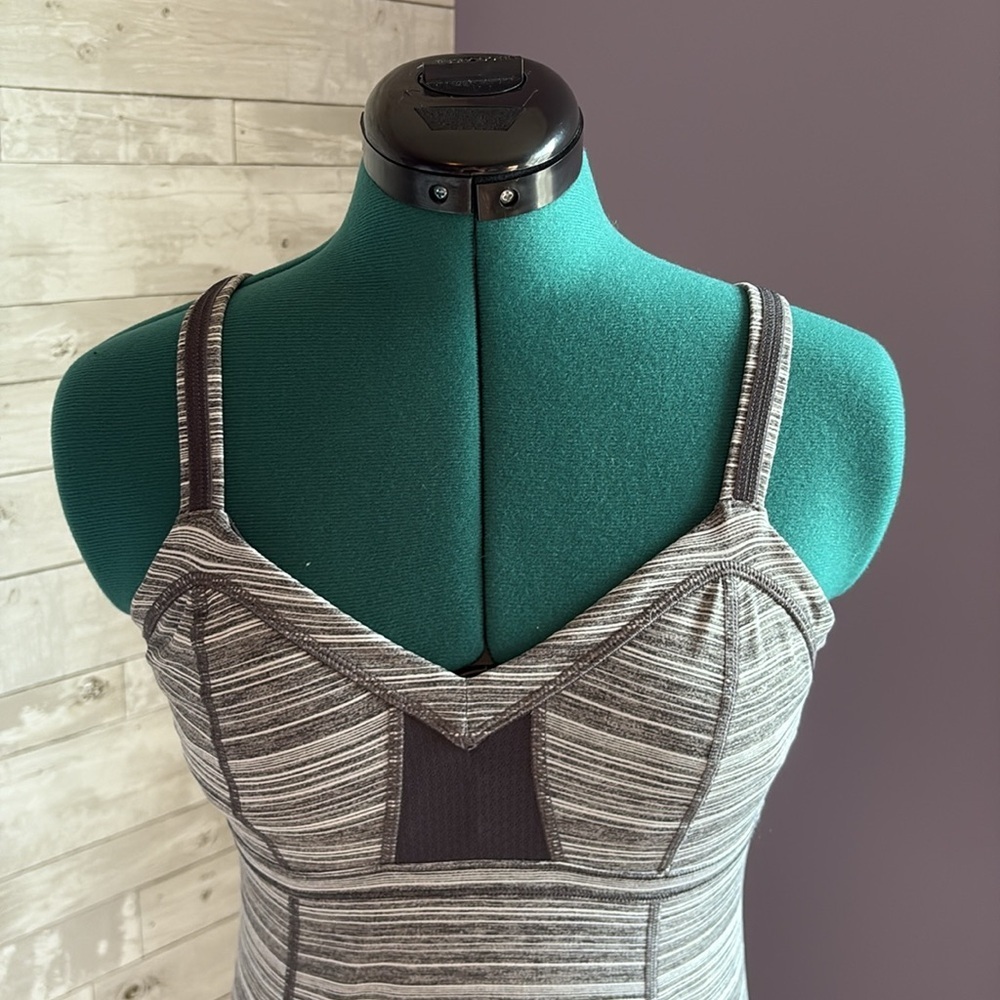 LULULEMON Gray Striped Activewear Vest Top - Picture 2 of 10